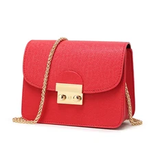 Mode Frauen Kleine Umhängetasche Weiblichen Kette Crossbody Umhängetaschen Flap Solide Muster Pu-leder Mini Kupplung Handtaschen