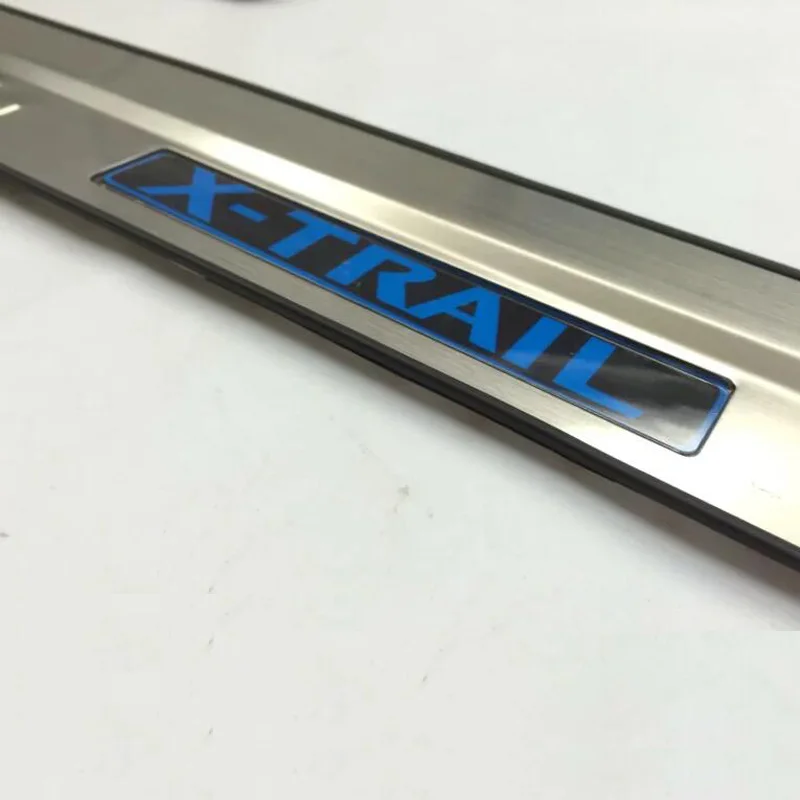 High-quality-stainless-steel-LED-light-door-sill-Scuff-Plate-Welcome-Pedal-4pcs-For-Rogue-X (3)