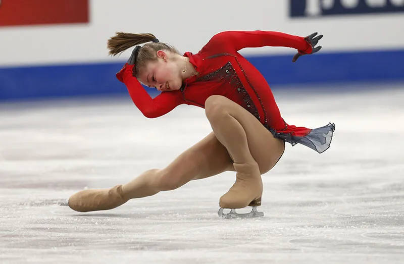 YES-Hungary-Figure-Skatin_Acco-31