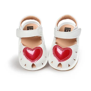 

Newborn Baby Shoes Heart Pattern Princess Soft Rubber Bottom Non-slip First Walkers 2017