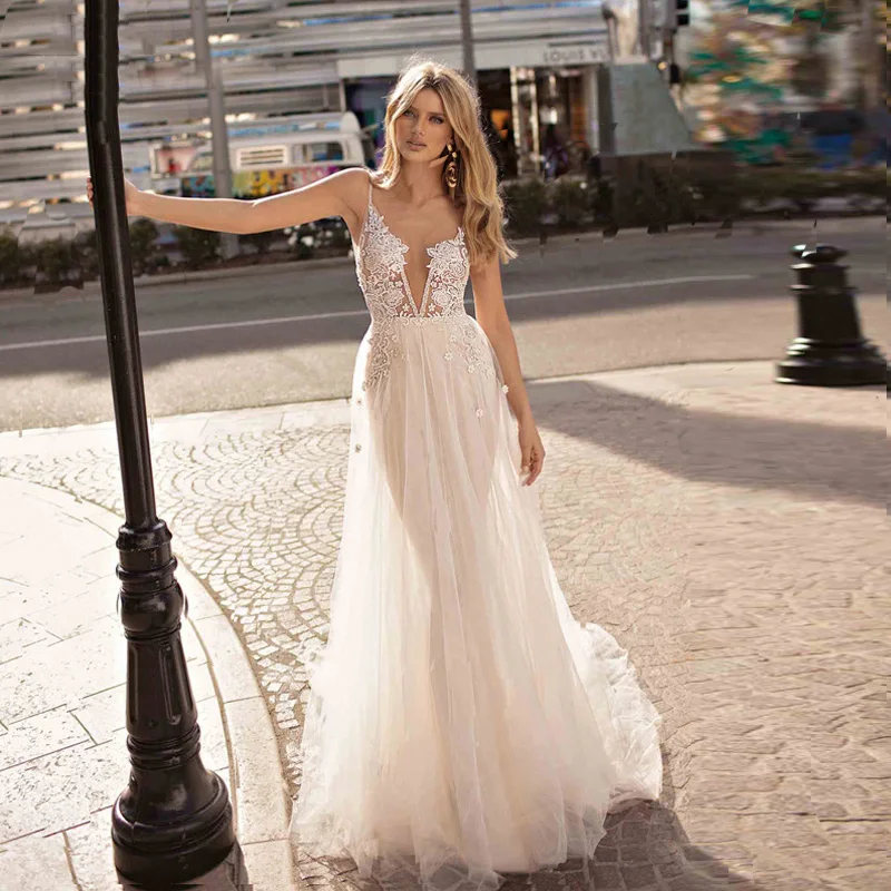 LORIE-Boho-Wedding-Dresses-Appliqued-with-Lace-V-Neck-Beach-Wedding-Gown-Spaghetti-Strap-Backless-Free