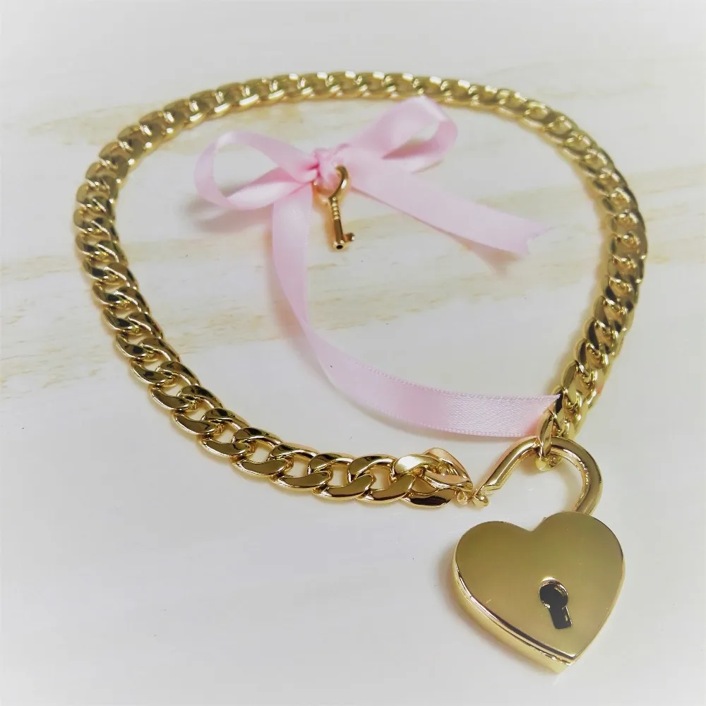 

Women Fashion Sexy Harajuku Handmade Gold-color link Chain necklace punk Choker Beauty lock Collar belt torques club party