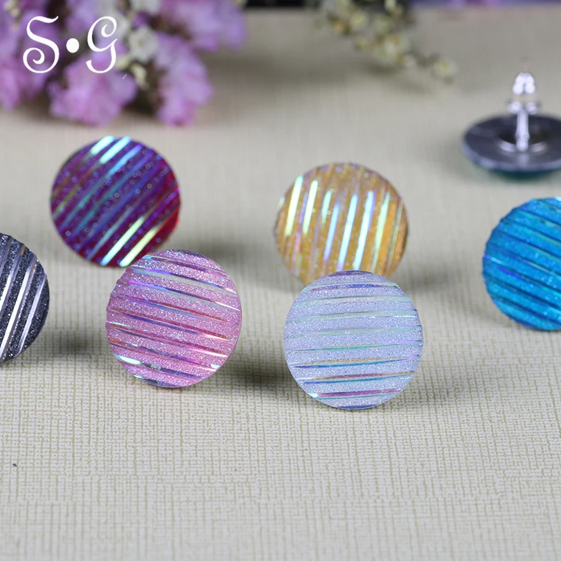 

Lady striped design Stud Earrings Cute round Earrings Party Jewelry Simple Design Women Earrings Fashion Jewelry Wholesase