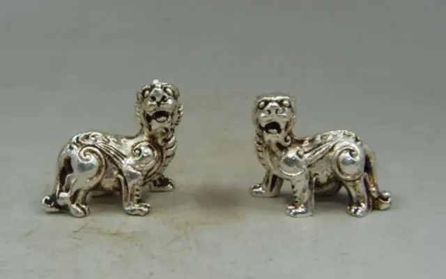 

One pair Old Handwork Tibet Silver Carving Exorcism Unicorn Statue