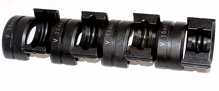 1528 V