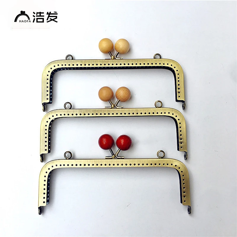 

HAOFA10pcs/ Lot 18cm Metal Purse Frame Glaze Clasp Handles for Coin Purses Clutch Bag Accessories Wooden Beads Bronze Bags Frame