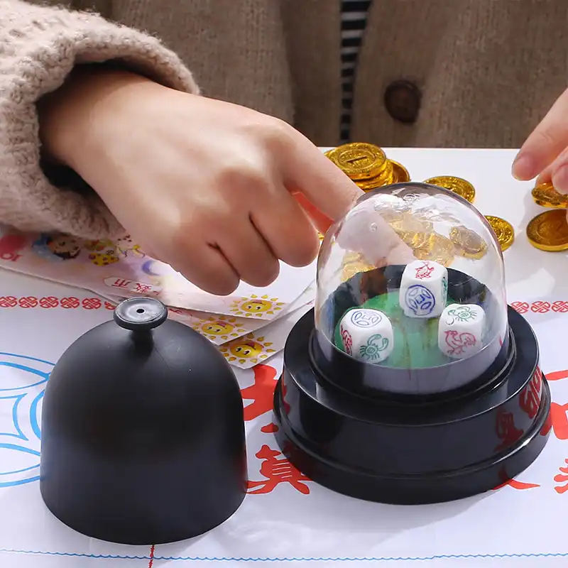 を飲むおもちゃパーティーゲーム自動サイコロカップ付き5ピースダイス飲みゲームナイトクラブバーktvボードゲーム家族玩具 Novelty Toys Toys Noveltiesnovelty Games Aliexpress