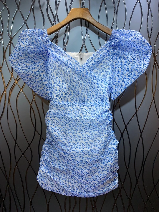 2019 summer new women's V-neck eye-catching wrinkled print dress 718