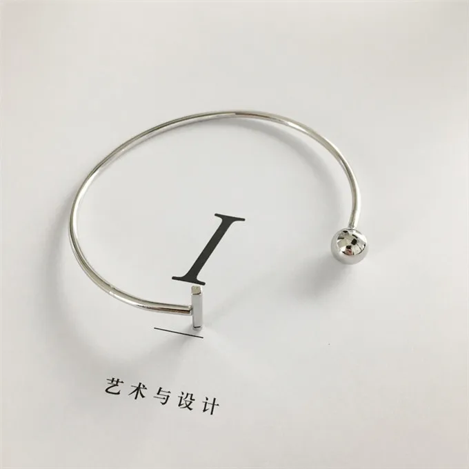 y (3)