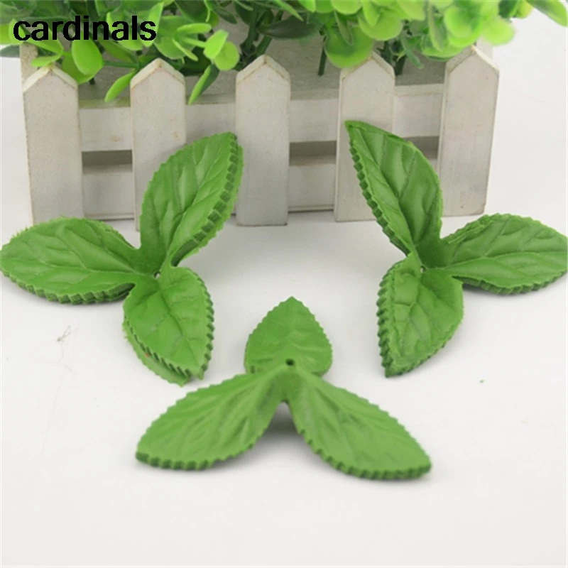 

150pcs Artificial Flower Mini Fake Triangularis Green Leaves Decorative For Wedding Home Scrapbooking Christmas Tree Decoration