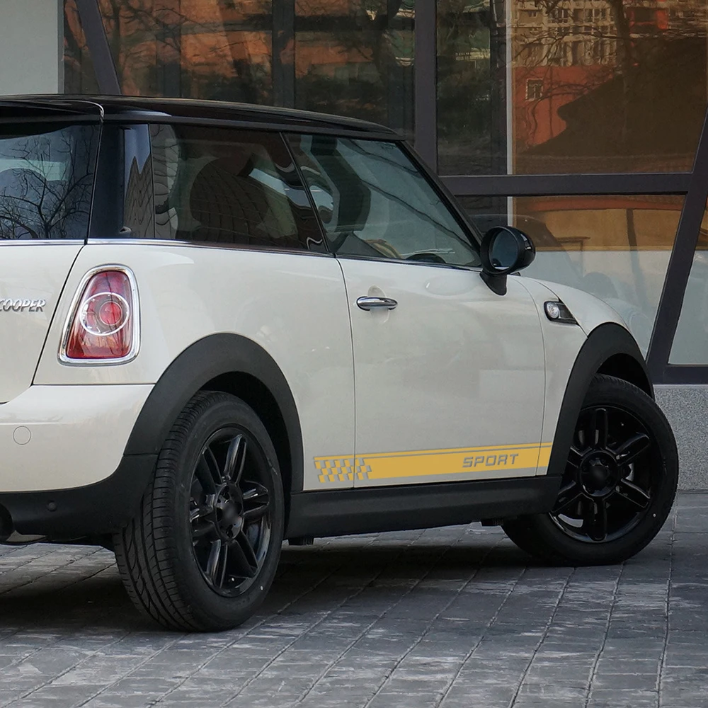 Наклейка на дверь с боковыми полосками спортивный шахматный флаг для MINI Cooper One S