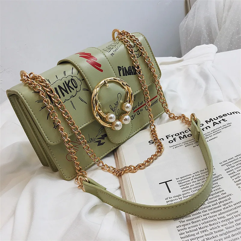 

New Simple Shoulder Bag 2019 Metal Lock Small Square Bag Simple Chian Crossbody Bag with Pearl Fashion Designer Luxury Bags