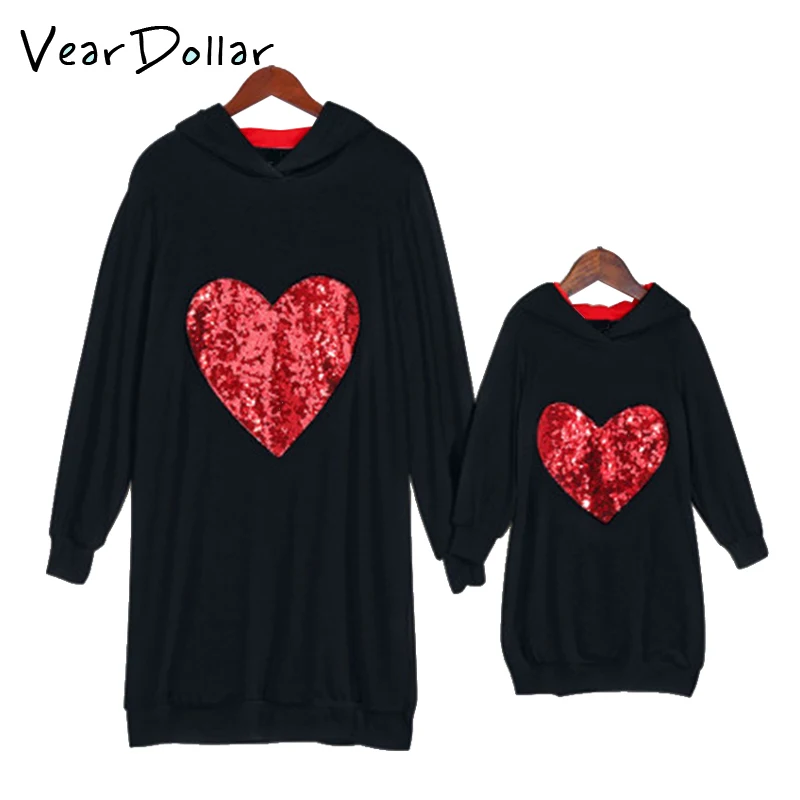 

VearDoller Mom and Daughter Matching Clothes 2018 Autumn Winter Long Sleeve Heart Pattern Hoodies Mommy and Me Sweatshirts
