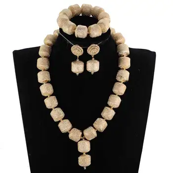 

Exclusive Dubai Gold Color Jewellery Copper Gold Necklace Earring Bracelet Party Jewelry Set For Women WE201