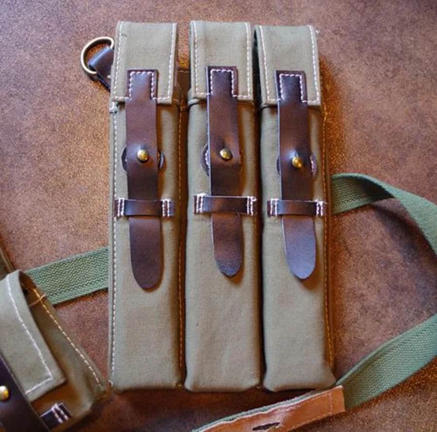 GERMAN WW2 TROPICAL LBE BELT Y STRAPS AND MP 38/40 POUCHES