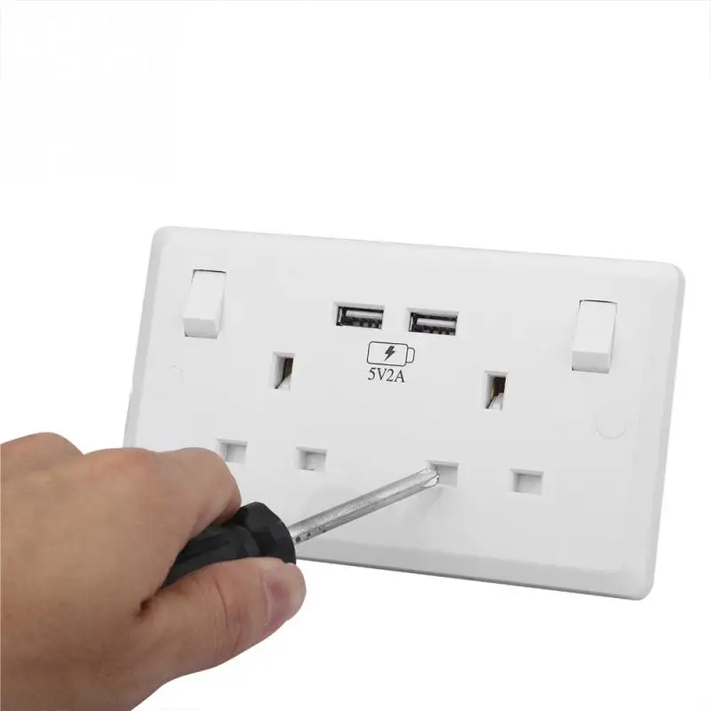 Multi functional USB Wall Socket Wall Power Outlet Socket with Dual USB Port 5V 2A with Switch