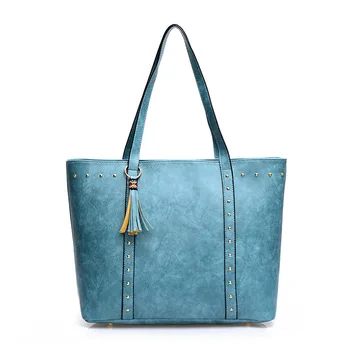 

Fashion Ladies Handbag Retro Women Rivet Tassel Big Tote Bags Oil PU Leather Zipper Work Shoulder Bag High Quality Casual Tote