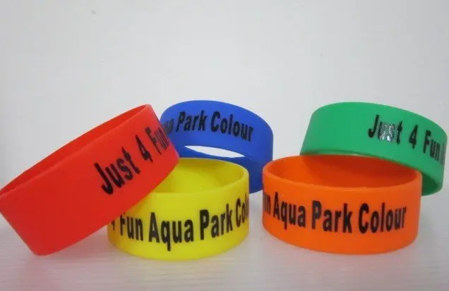 

500pcs customized logo 1inch rubber silicone bracelet EG-WBP101 named letters armband for events personalized writing hand bands
