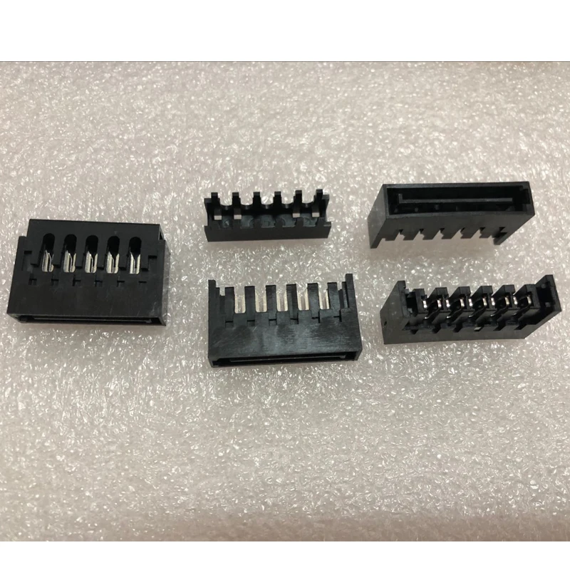 Sata Power Pierce Type Male Connector