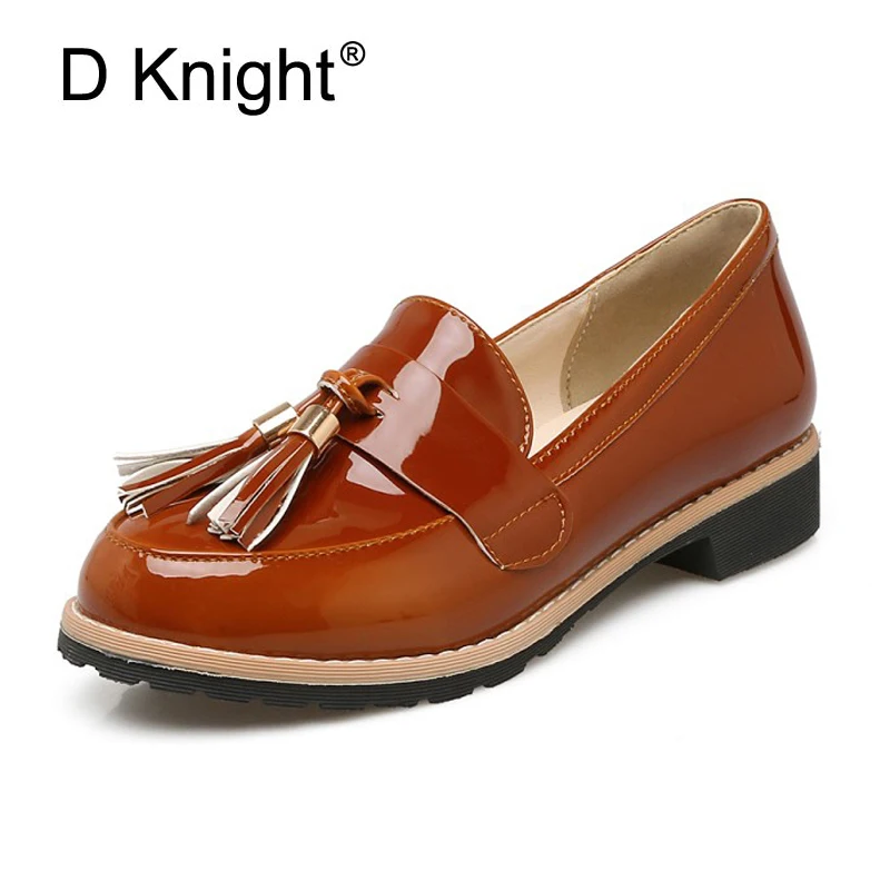 Vintag Patent Round Toe Slip on Women Loafers Fashion Tassel Decoration