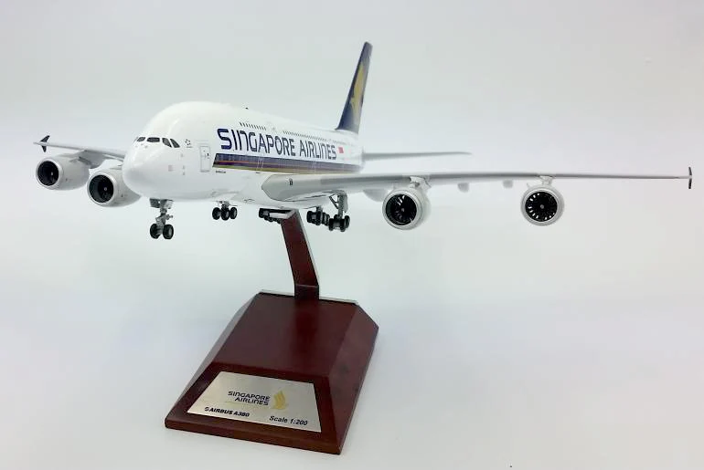 JC WINGS Limit 1: 200 Singapore Airlines  Airbus A380 Alloy aircraft model 9V-SKR Alloy model collection