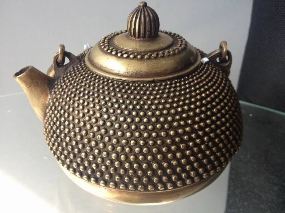 Chinese bronze wine pot teapot carving particle Ming Dynasty old collectiblesin Figurines