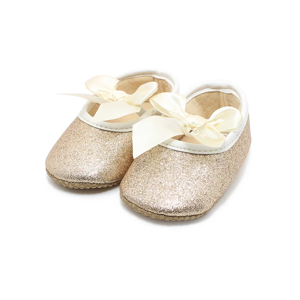 

Delebao Tricolor Bling Leather Butterfly-knot Hook & Loop Soft Sole Newborn Baby Girl Princess Shoes Wholesale