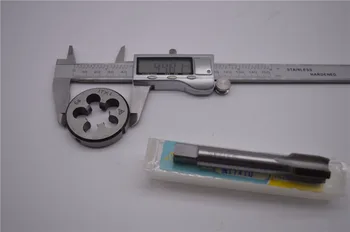 

1 piece M17*1mm Tap and 1 piece M17*1mm Die , M17 standard metric machine used tap and die