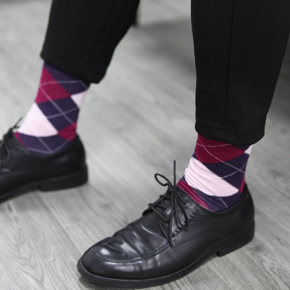 Новые стильные мужские носки с Аргайлом, мужские носки из чесаного хлопка, свадебные носки,, размер США(7,5-12
