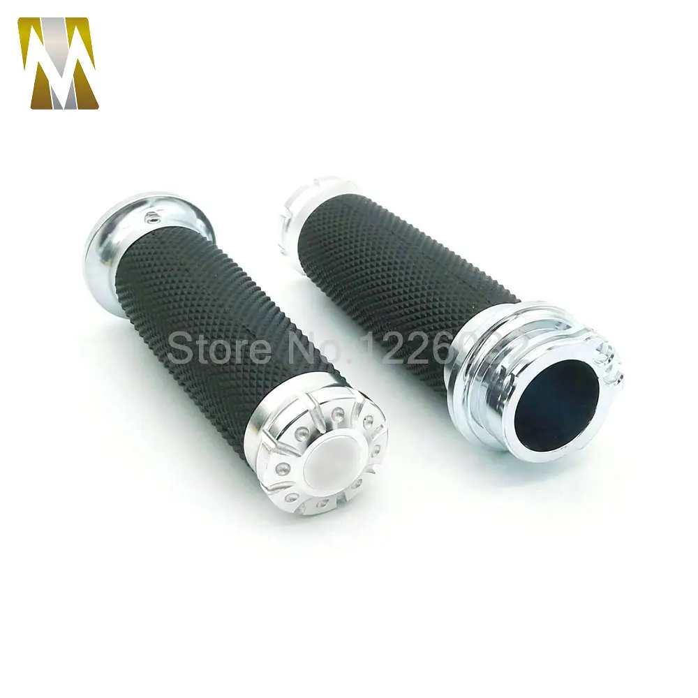 Silver High Quality Motorcycle 1 25mm Aluminum CNC Deep Cut Handle Bar Hand Cross Grips For