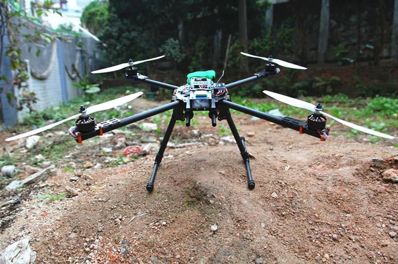

RTF Tarot TL65B01 carbon Quadcopter APM 2.6 flighter controller with GPS 4 axi aircraft FPV /AT10 2.4G 10CH Radio system