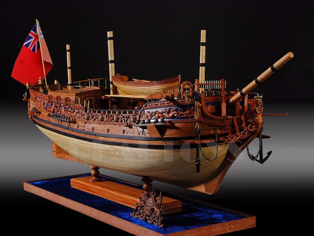 古典的な軍艦モデルキット1/30 hmsロイヤルキャロライン1749木製戦艦 