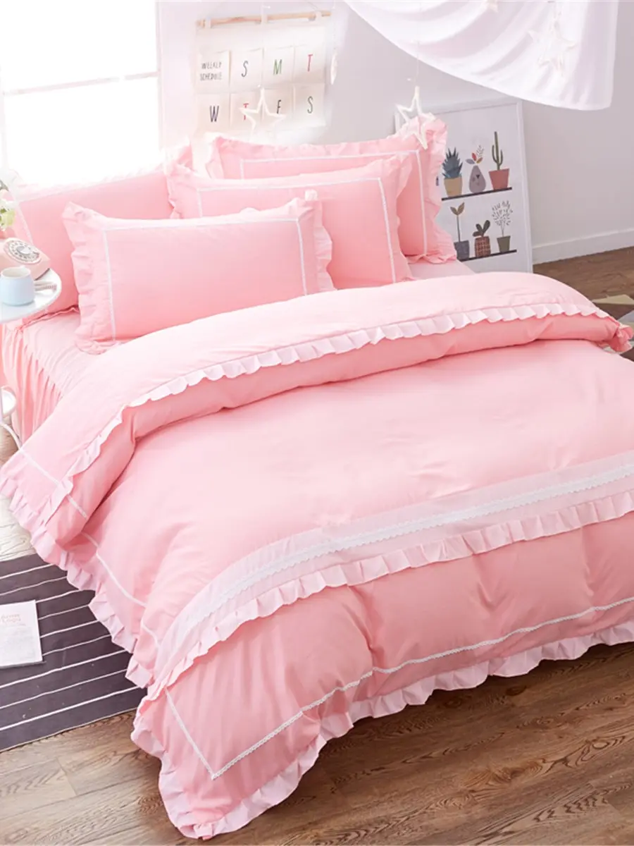 

4 Pcs Dust Ruffle Set Sweet Style Lace Decor Full Covered Thicken Soft Bedding Set