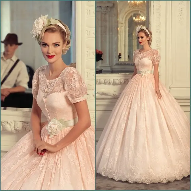 Robe De Marie Plus Size Lace Blush Pink Wedding Dresses Vintage 2017 Robe De Marie Plus Size Lace Blush Pink Wedding Dresses Vintage 2017 Elegant Peach Short Sleeves