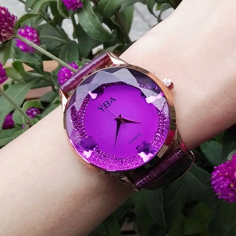 

2019 Fashion The New Female Student Young Women Gold Large Dial Quartz Watch Butterfly Rhinestone Leather Strap Waterproof Watch