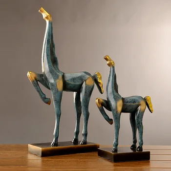 

Resin Crafts Home Married Decorations Figure Modern Creative Household Ornament Horse Modeling Home Table Decorations Gift Items