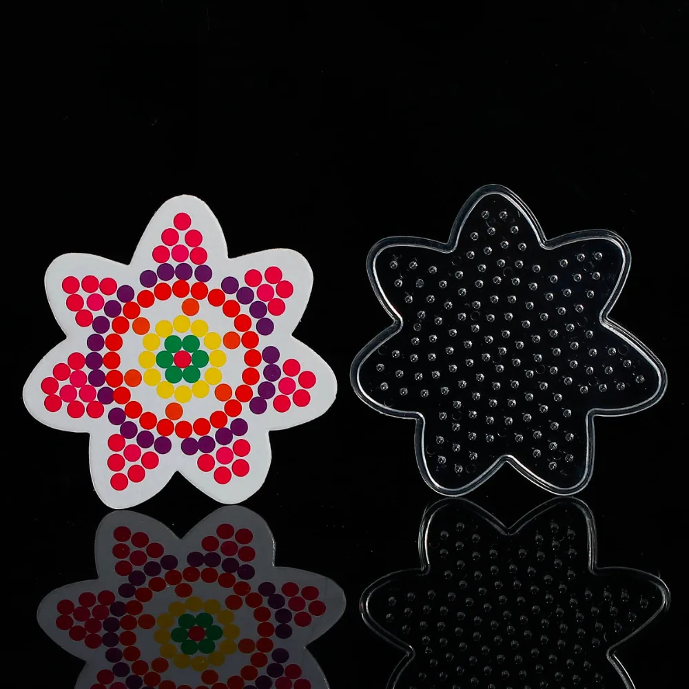 

Plastic Pegboard for Kid Craft Hama Beads DIY With Paper Card Mold Flower Pattern, 9x8.7cm 1PC