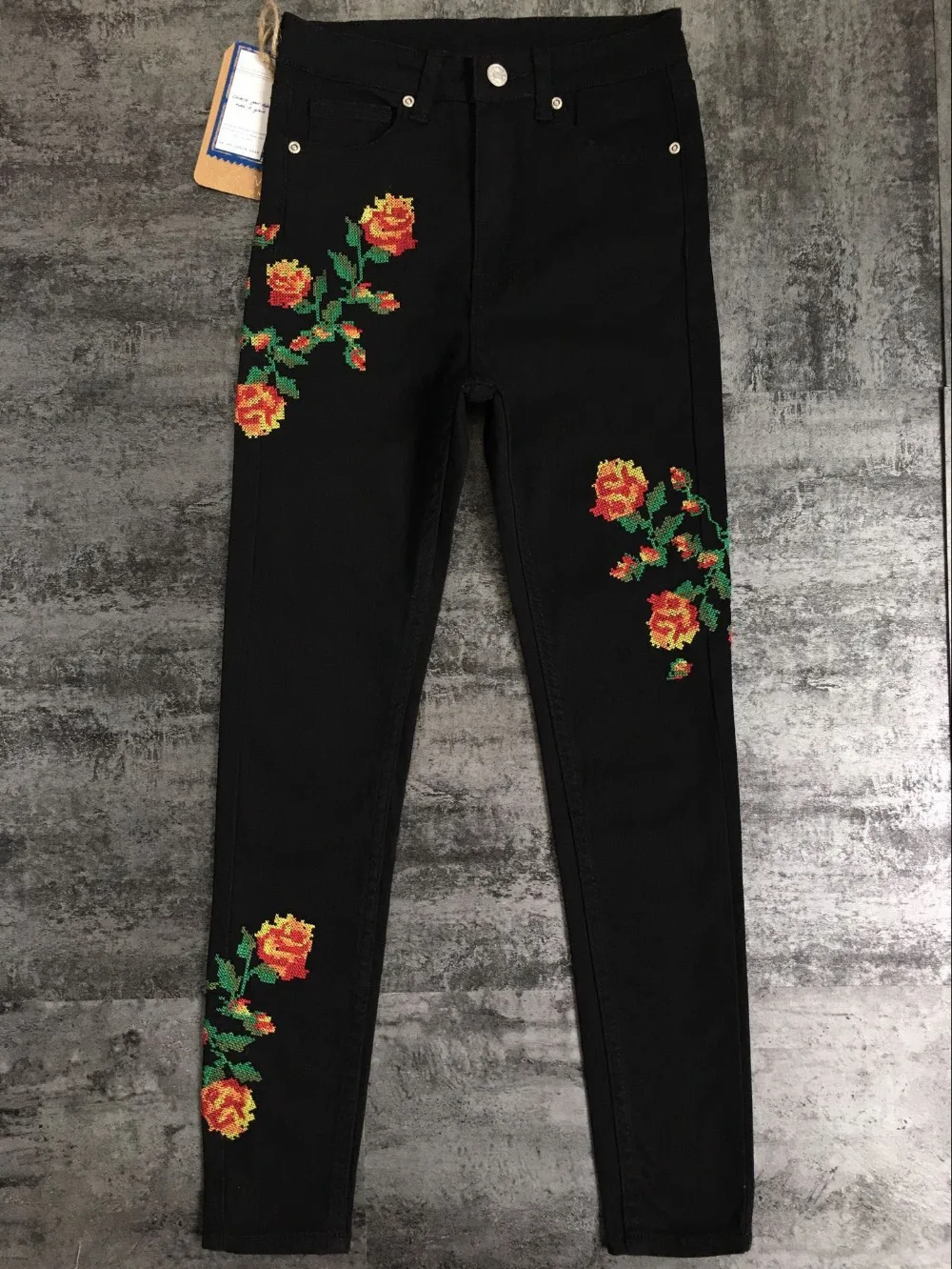 2017 European and American women hot high waist Slim stretch front and rear side cross embroidery roses cowboy pants pants pants (13)