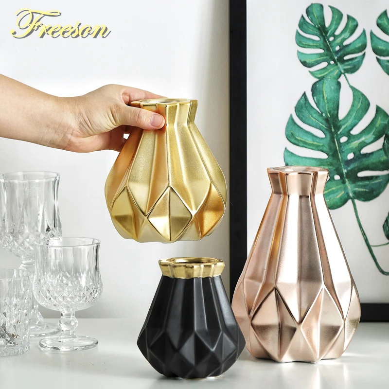

Europe Gold Matt Diamond Porcelain Vase Modern Fashion Ceramic Flower Vase Room Study Hallway Home Wedding Decoration Dropship
