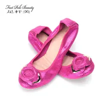 Модные мягкие балетки с цветочным узором на плоской подошве; лоферы из натуральной кожи без застежки; дышащие туфли на плоской подошве с круглым носком; женская обувь