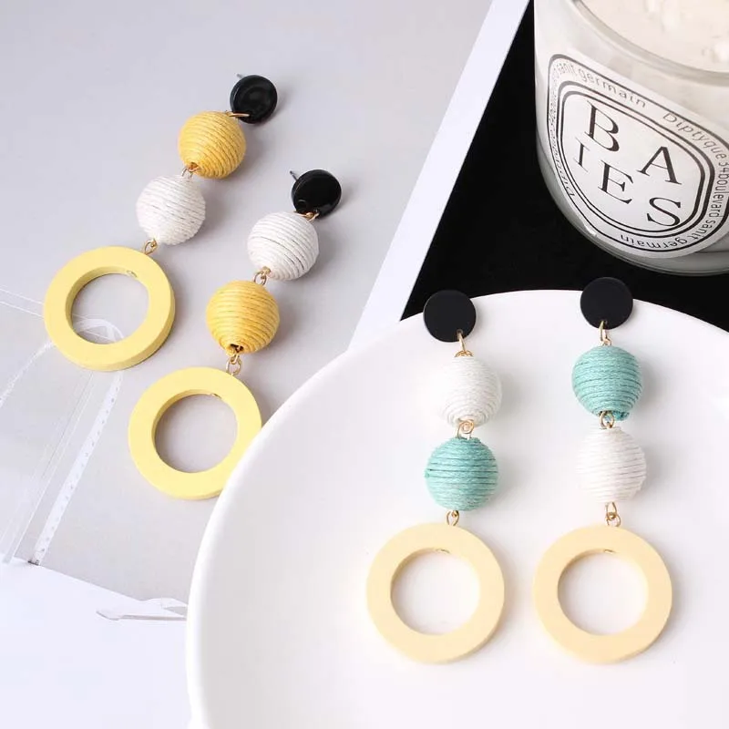 

2017 net red earrings girl vintage temperament linen hemp hit color ball ball wood circle wood earrings