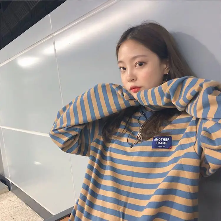 

Spring and Autumn chic ghost horse girl retro school style classic striped circle cotton thin section T-shirt sweater tide