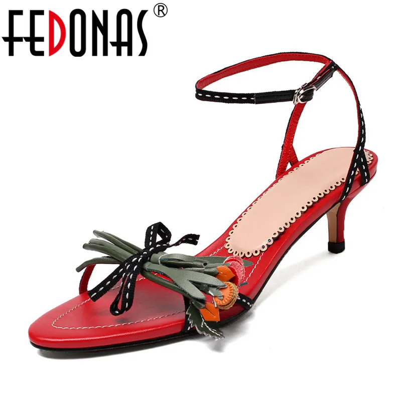

FEDONAS 2019 New Fashion Summer Sweet Buckle Women Sandals Genuine Leather Flower Decoration Thin High Heels Party Shoes Woman