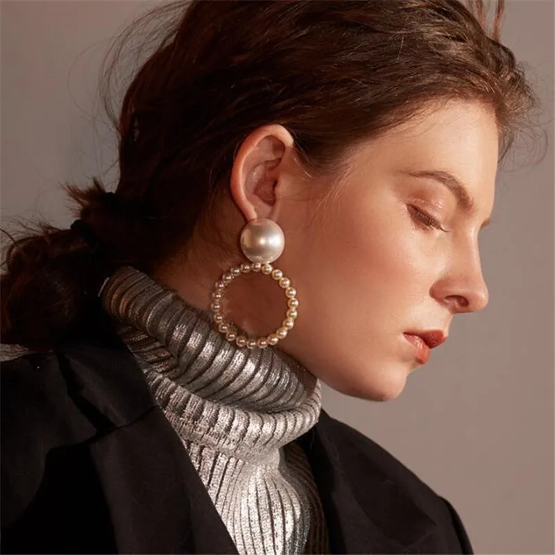 

Round Pearl Earrings For Women Jewelry Golden Earring Woman Bohemian Earrings Accesoires Pearl Earring For Female Girls Gifts