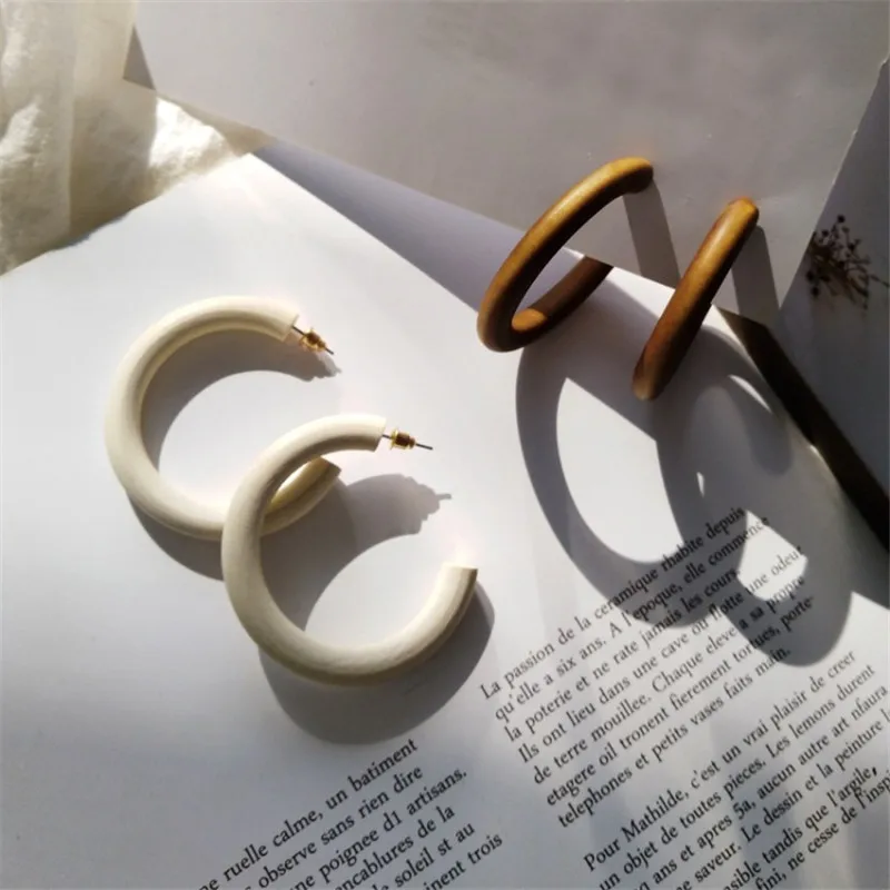 Классический дизайн, белые, коричневые деревянные с-образные серьги-кольца для женщин, ювелирные изделия для женщин, свадебные серьги, вечерние ювелирные изделия, подарки для девушек