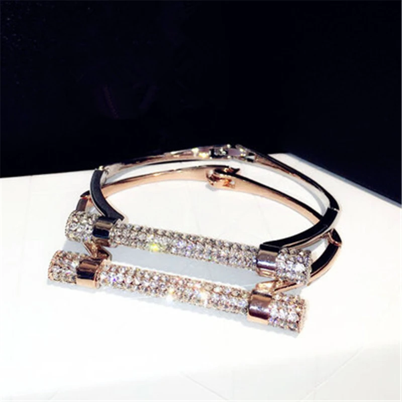 Prix pour Luxe Cristal de Fer À Cheval Manchette Bracelets Marque Strass Bras Bracelets Pulseira Feminina Pour Femmes Bijoux NAWEILY Mode Bijoux Prix pour Luxe Cristal de Fer À Cheval Manchette Bracelets Marque Strass Bras Bracelets Pulseira Feminina Pour Femmes Bijoux NAWEILY Mode Bijoux