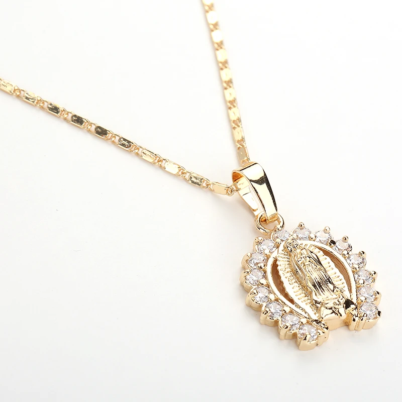 Necklaces (4)