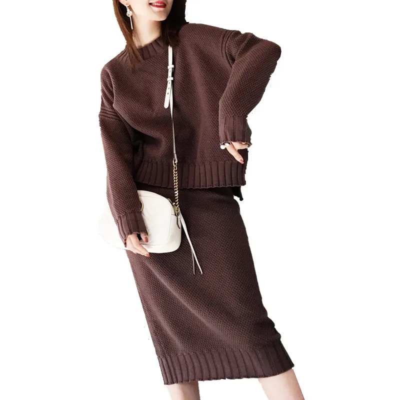 Женское трикотажное платье-свитер с круглым вырезом однотонный свободный свитер