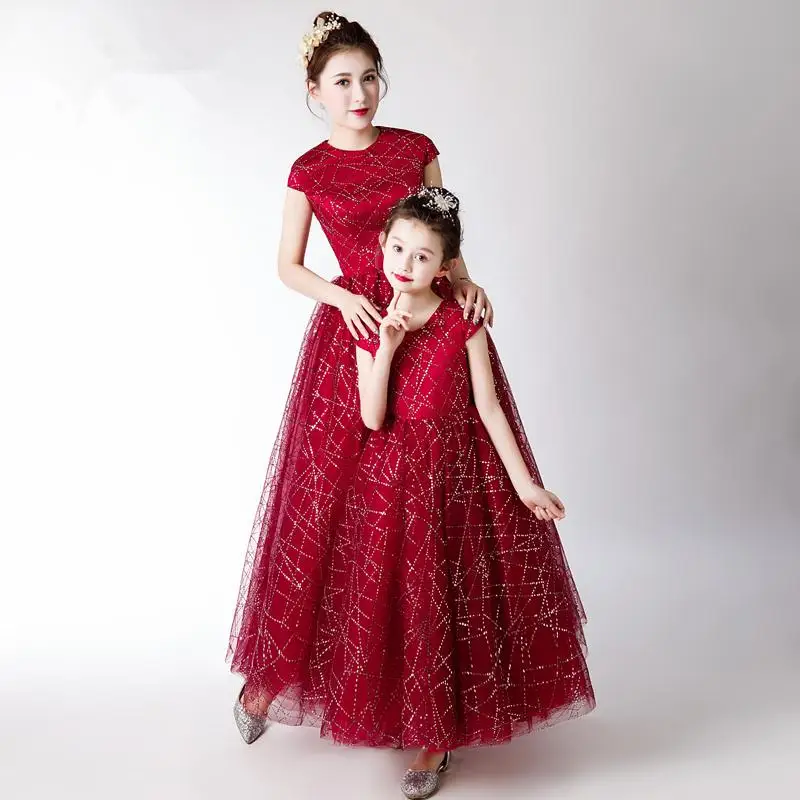 

Mother Daughter Sequin Dress Girls Evening Ball Gown Formal Wear Mom and Me Wedding Dress Family Matching Outfits Vestidos PB151