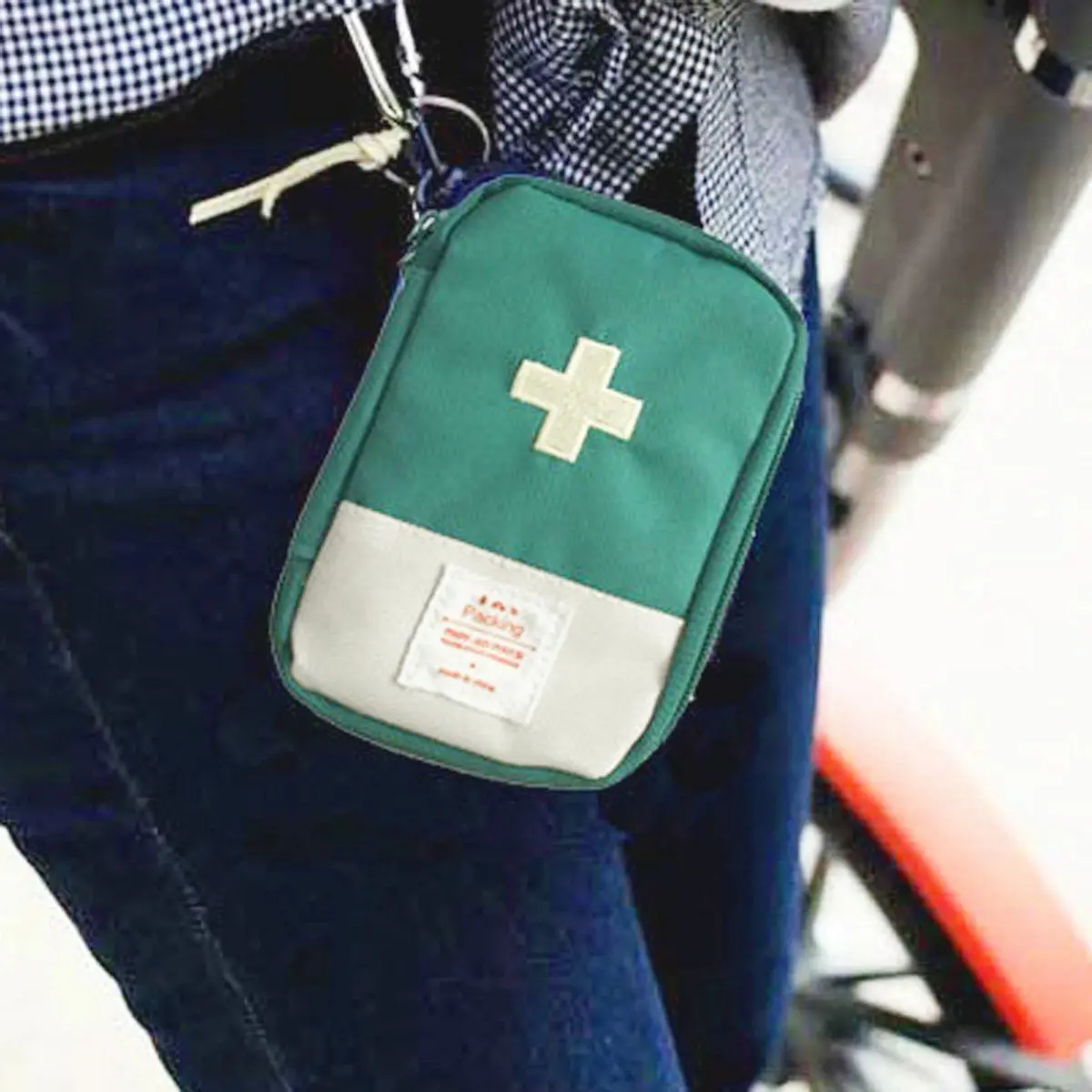 Новейший горячий мини аварийное выживание, первая помощь комплект кемпинг автомобиль домашний отдых путешествия медицинская спортивная сумка чехол - Цвет: Green L